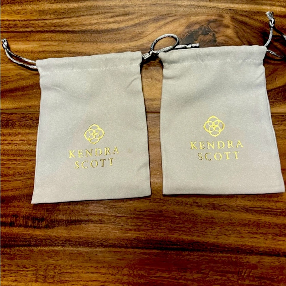 Kendra Scott Dust Bags Set of 2 EUC